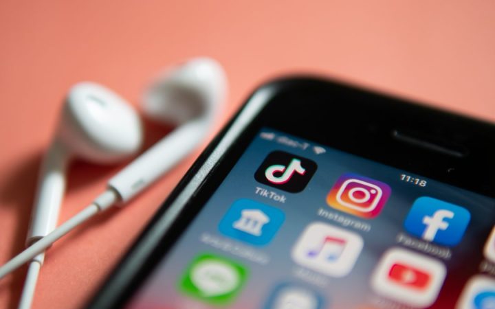Най-известните личности в TikTok през 2020г! Ето кого да последвате!